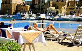 Hotel Cala Marina